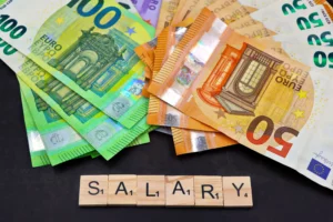 Les espèces en tant que moyen de paiement des salaires